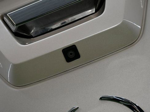 Used 2009 Cadillac Escalade EXT AWD/4WD image 5