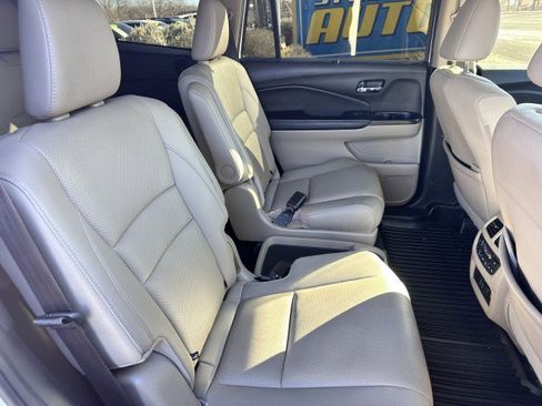 Used 2022 Honda Pilot Elite image 18