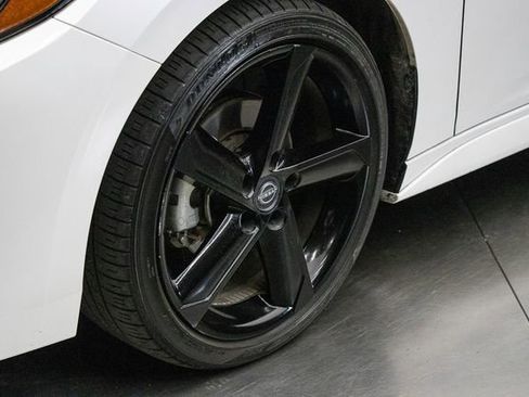 Used 2024 Nissan Sentra SR image 7