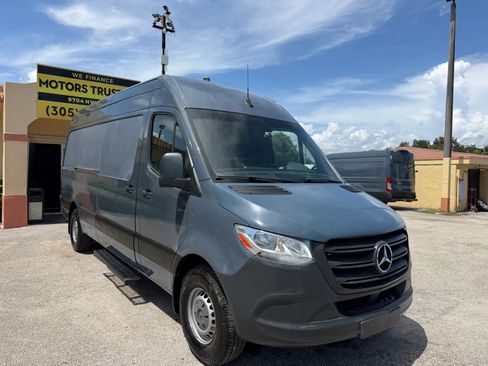 Used 2019 Mercedes-Benz Sprinter 170 image 9