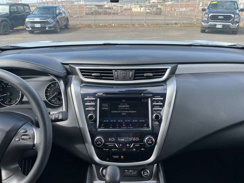Used 2023 Nissan Murano S image 32