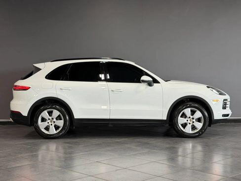 Used 2019 Porsche Cayenne AWD/4WD image 5
