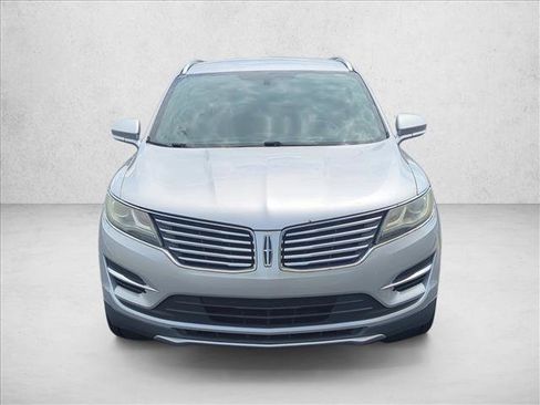 Used 2015 Lincoln MKC FWD image 2