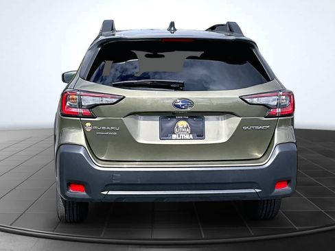 Used 2025 Subaru Outback Premium AWD/4WD image 5