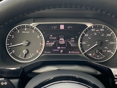 New 2025 Nissan Pathfinder SL image 7