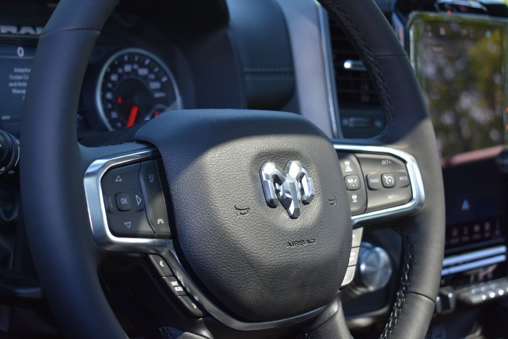 New 2026 RAM 1500 Laramie w/ Laramie Preferred Package AWD/4WD image 12