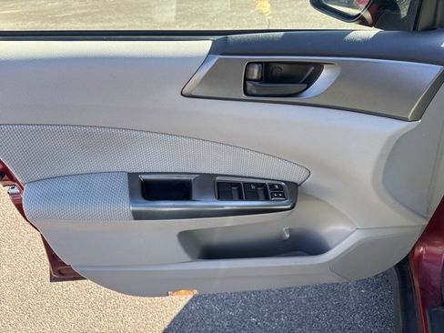 Used 2011 Subaru Forester 2.5X w/ Popular Equipment Group 1A image 14