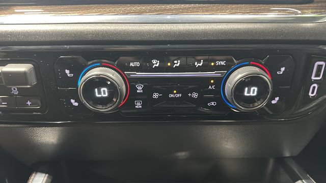 Used 2023 Chevrolet Silverado 1500 RST AWD/4WD image 20