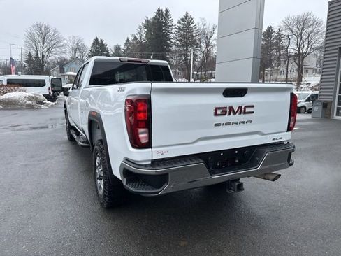Used 2024 GMC Sierra 3500 SLE w/ SLE Convenience Package image 7