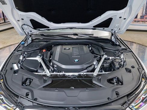 Used 2026 BMW 840i xDrive image 5