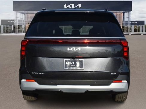 New 2026 Kia Carnival EX image 5