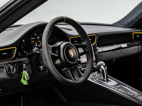 Used 2018 Porsche 911 GT2 RS w/ Weissach Package RWD image 54