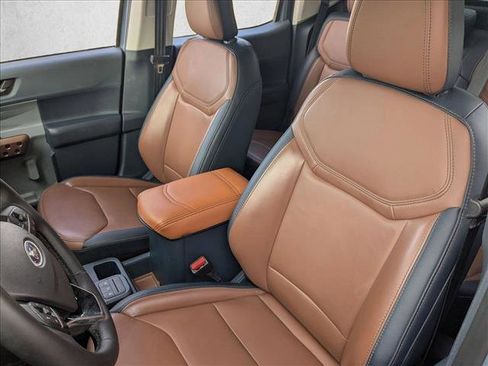 Used 2024 Ford Maverick Lariat image 16