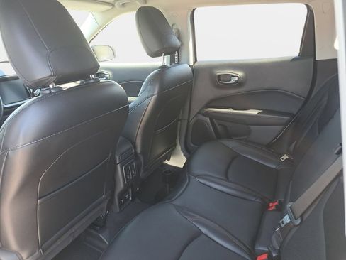 Used 2020 Jeep Compass Limited AWD/4WD image 13