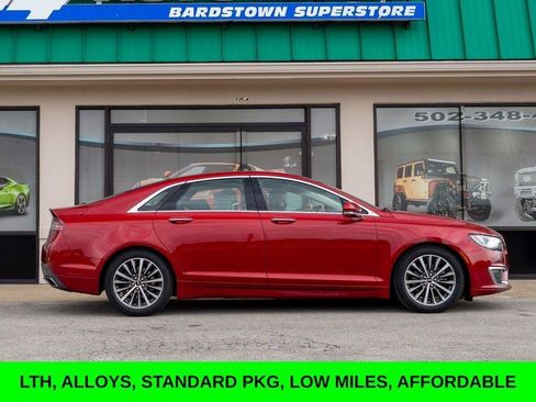 Used 2019 Lincoln MKZ Premiere FWD image 2