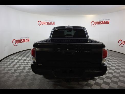 Used 2022 Toyota Tacoma TRD Sport image 6