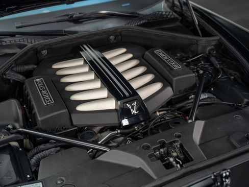 Used 2013 Rolls-Royce Ghost RWD image 12