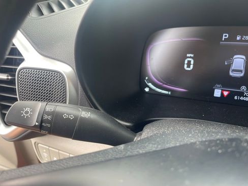 Used 2023 Kia Soul LX image 25