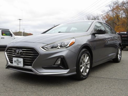 Used 2019 Hyundai Sonata SE image 1