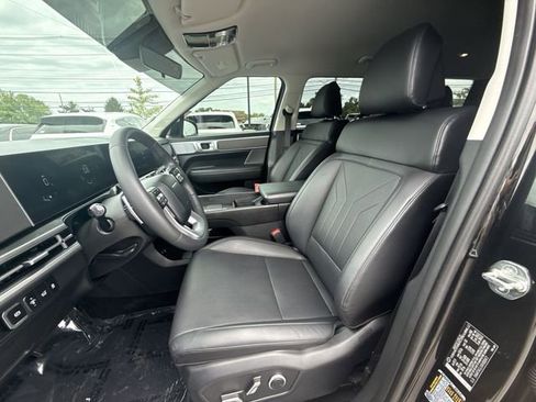 Certified 2024 Hyundai Santa Fe SEL FWD image 11