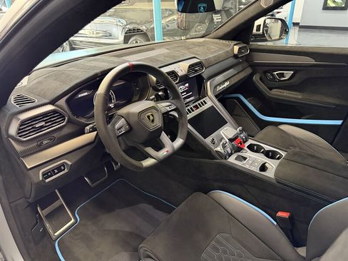 Used 2024 Lamborghini Urus Performante image 12