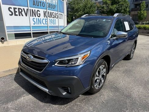 Used 2020 Subaru Outback Touring w/ Popular Package #2 AWD/4WD image 10