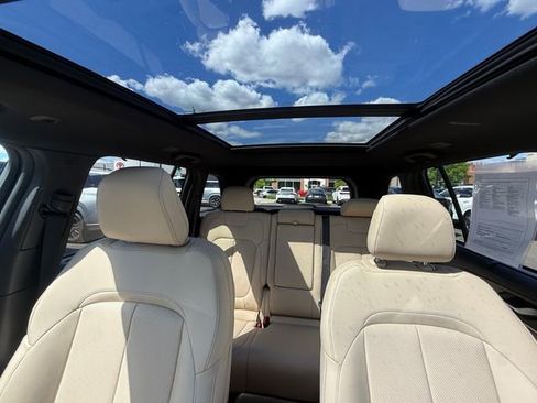 Used 2024 Jeep Grand Cherokee Limited w/ Luxury Tech Group II AWD/4WD image 24