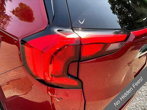 Used 2019 GMC Terrain Denali w/ Driver Alert Package II AWD/4WD image 25