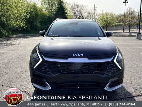 Certified 2025 Kia Sportage EX AWD/4WD image 8