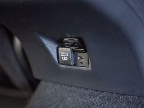 New 2026 Toyota Camry SE FWD image 32