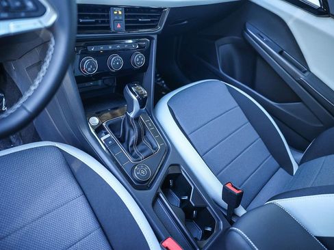 New 2025 Volkswagen Taos S image 29