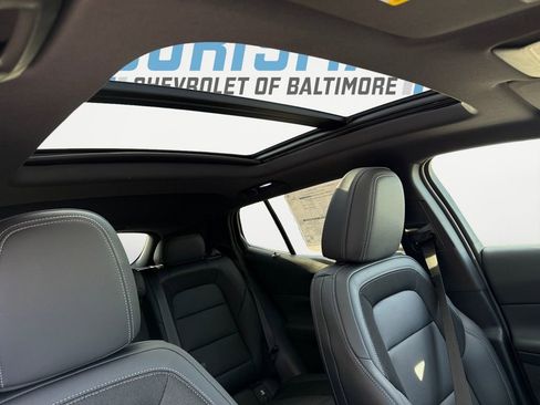 New 2026 Chevrolet Equinox EV LT image 16