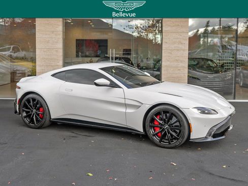 Used 2020 Aston Martin V8 Vantage Coupe image 1
