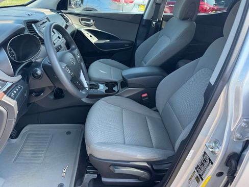 Used 2017 Hyundai Santa Fe Sport AWD/4WD image 5