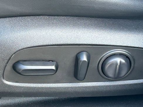 Used 2022 GMC Acadia Denali w/ Denali Ultimate Package image 28