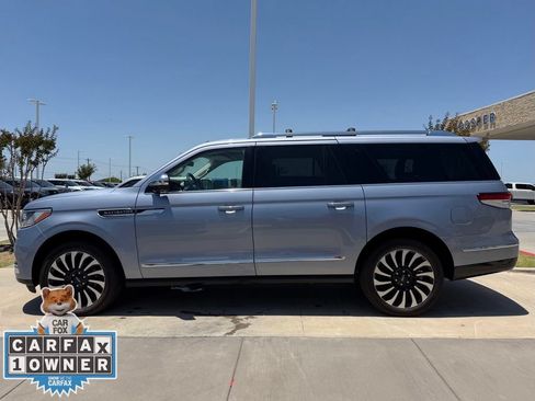 Used 2023 Lincoln Navigator L Black Label AWD/4WD image 10