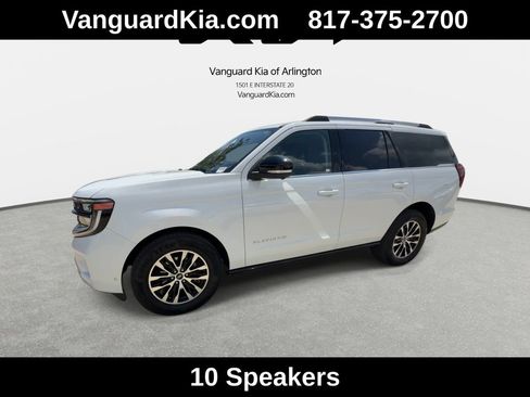 Used 2025 Ford Expedition Platinum AWD/4WD image 4