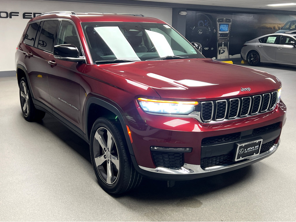 Used 2021 Jeep Grand Cherokee L Limited AWD/4WD image 1