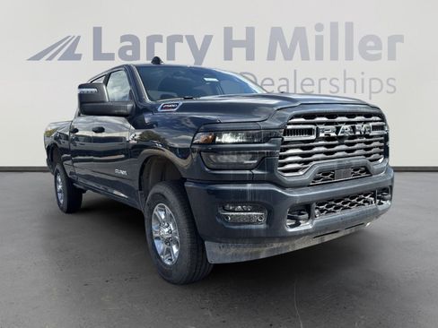 New 2025 RAM 2500 Big Horn image 2