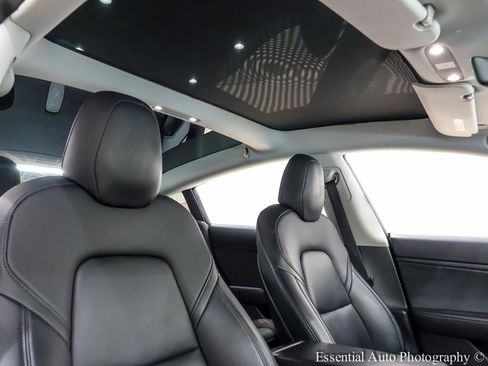 Used 2019 Tesla Model 3 Long Range image 34