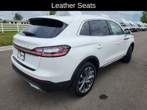 Used 2023 Lincoln Nautilus Reserve AWD/4WD image 11
