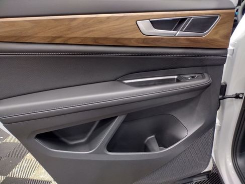 New 2026 Volkswagen Atlas SE image 23