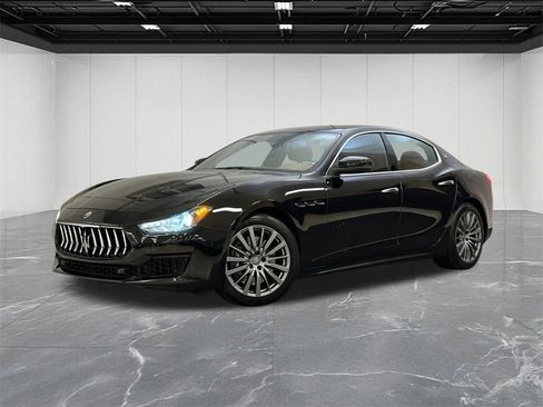 Used 2020 Maserati Ghibli S Q4 image 1