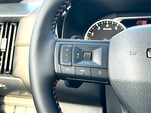 New 2026 Nissan Pathfinder Rock Creek AWD/4WD image 20