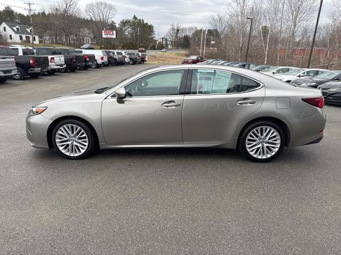 Used 2016 Lexus ES 350 4dr Sdn image 2