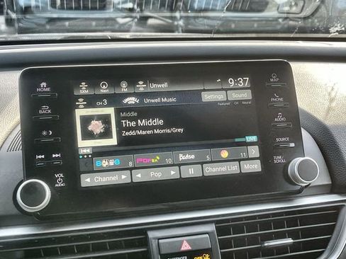 Used 2020 Honda Accord Touring image 14