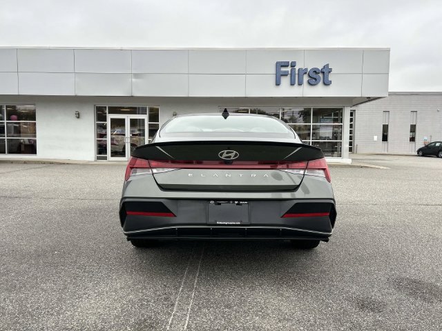 Certified 2026 Hyundai Elantra SEL Sport Premium FWD image 4