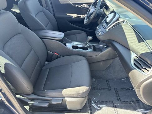 Used 2020 Chevrolet Malibu LT FWD image 9