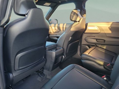 New 2027 Kia Telluride S FWD image 5