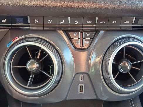 Used 2022 Chevrolet Blazer LT image 22